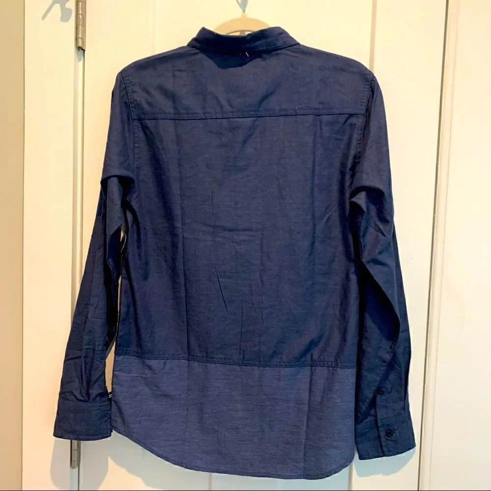 Nautica Button-Down Collared Navy Blue ColorBlock Untuck Shirt Boy’s XL NWT - Picture 3 of 10